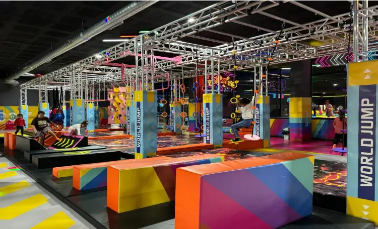 Dirolep completed a 2,500-square-meter children indoor playground project in Spain and the children are so happy with this amusement park