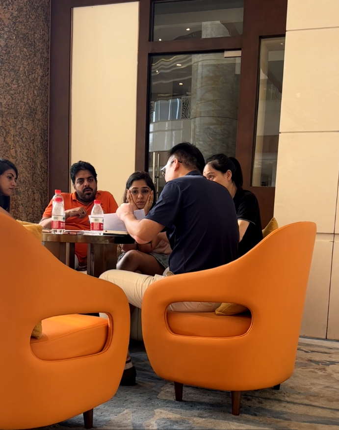 Dirolep Park make a Conversation with Indian clients about the indoor amusement park order.
