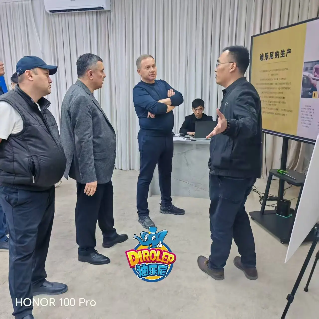 Uzbek clients sign major amusement park project order with Dirolep