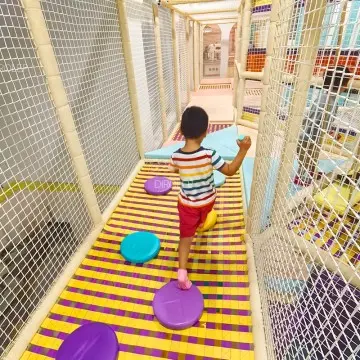 Professional playground factory focuses on Morandi theme indoor play equipment, ninja obstacle tracks and fully customized climbing facilities.